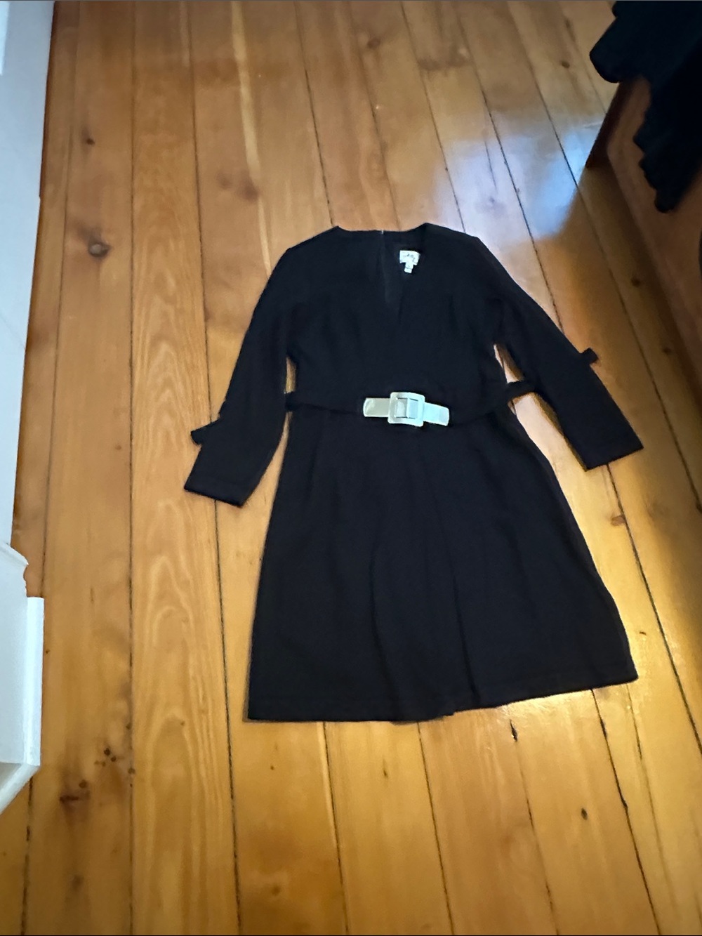 Milly Black V-Neck Long Sleeve Dress with White Belt Accent